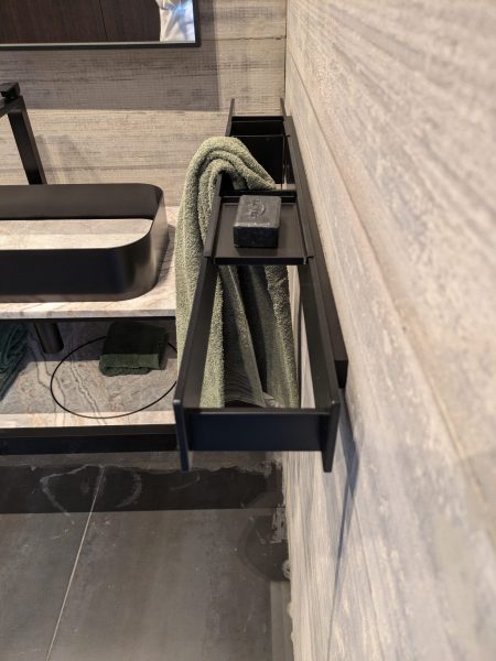 PXL_20250408_090718493.MP